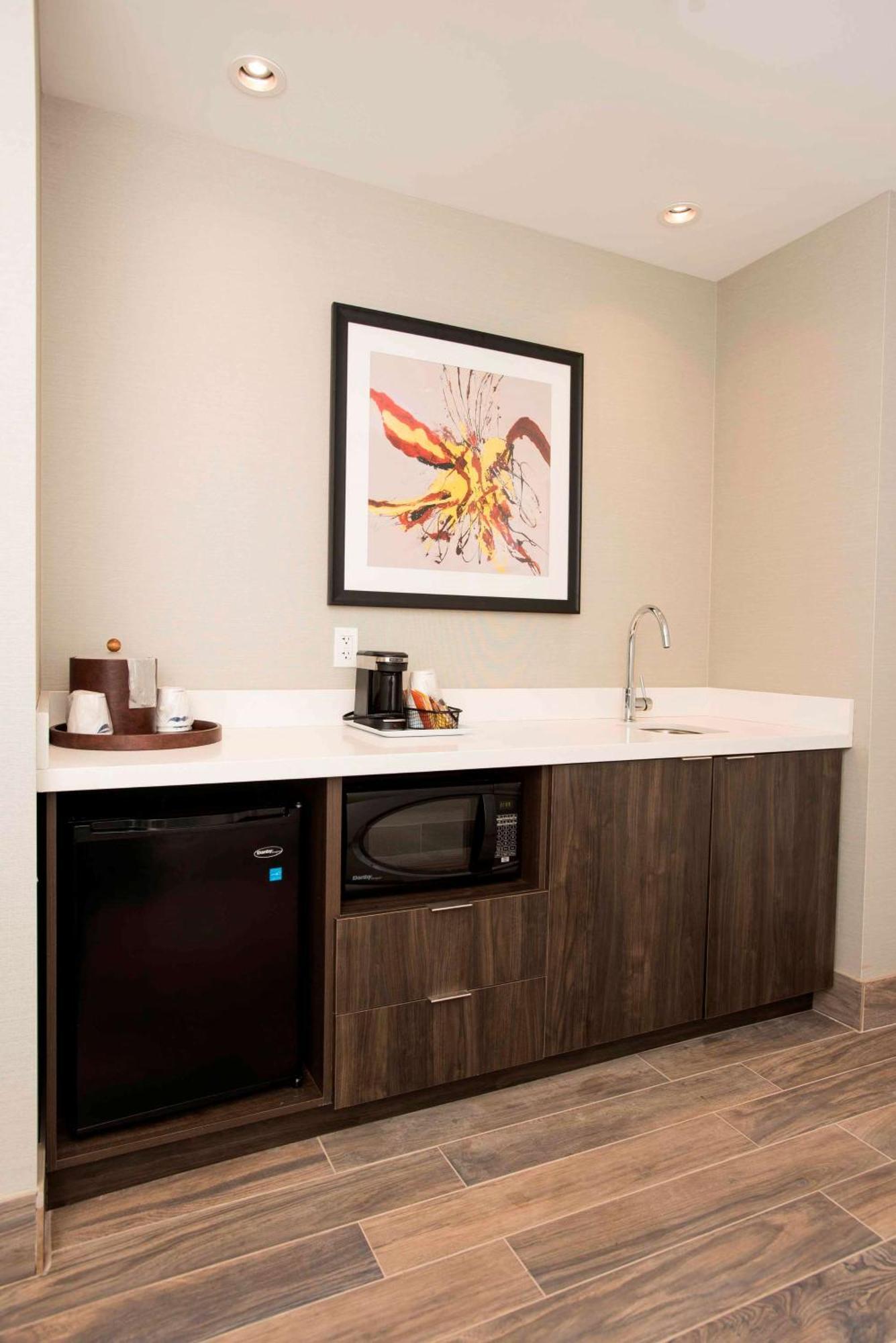 Hampton Inn & Suites By Hilton Thunder Bay Eksteriør billede