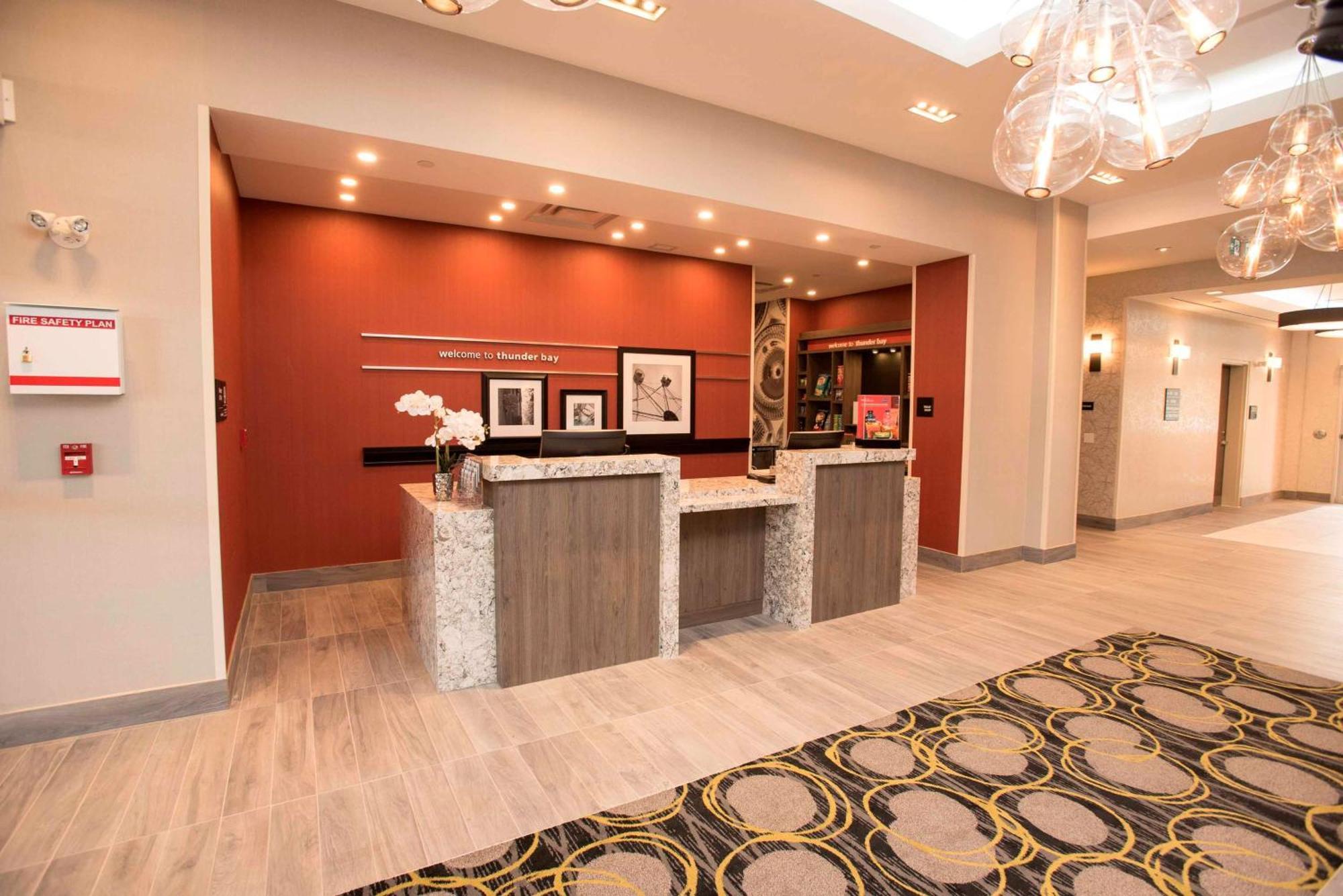 Hampton Inn & Suites By Hilton Thunder Bay Eksteriør billede