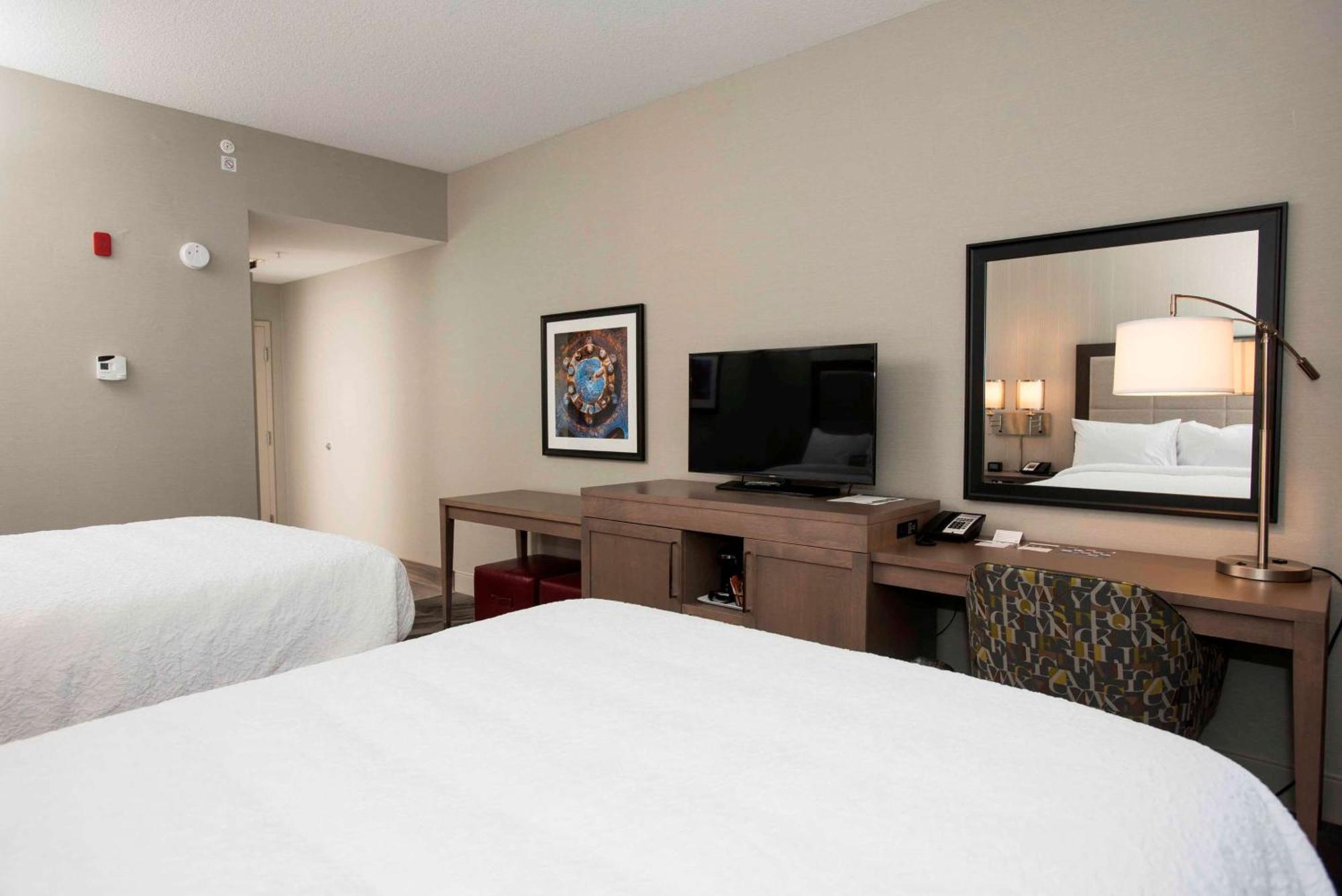 Hampton Inn & Suites By Hilton Thunder Bay Eksteriør billede