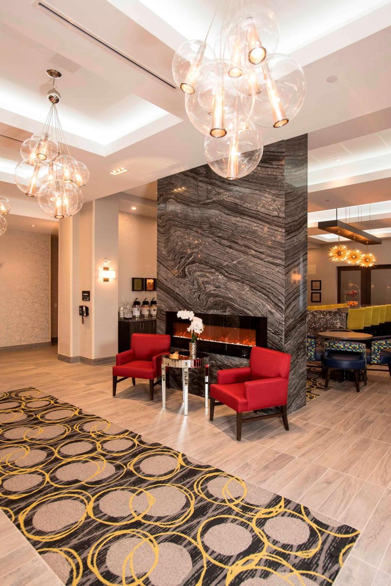 Hampton Inn & Suites By Hilton Thunder Bay Eksteriør billede